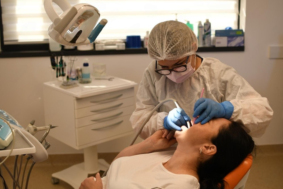 Best Cosmetic Dentistry treatment in Vasundhara