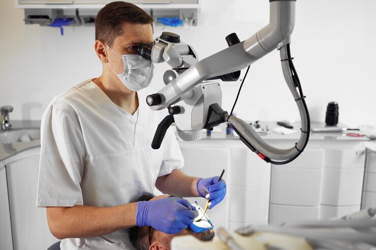 Dental Implant surgeon in Vasundhara