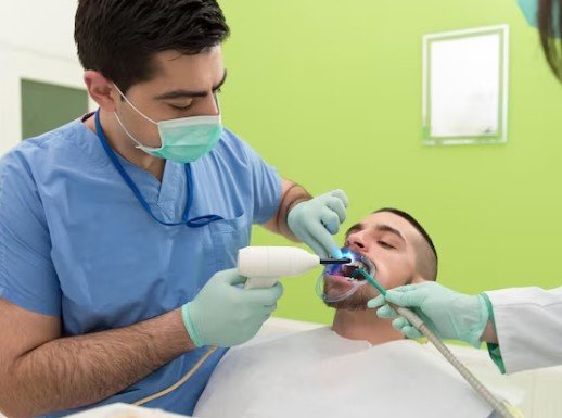 Best Dentist for Teeth Scaling in Sector 3, Vasundhara