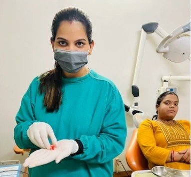 Best Dentist in Sector 2, Vasundhara